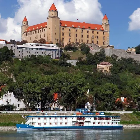 Marina Братислава